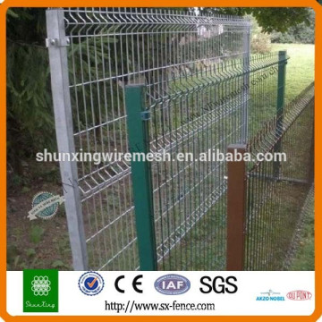 galvanized welded wire mesh fence mesh/ welded mesh fence